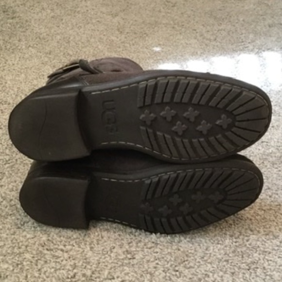 Men’s Ugg Boots - Picture 4 of 8